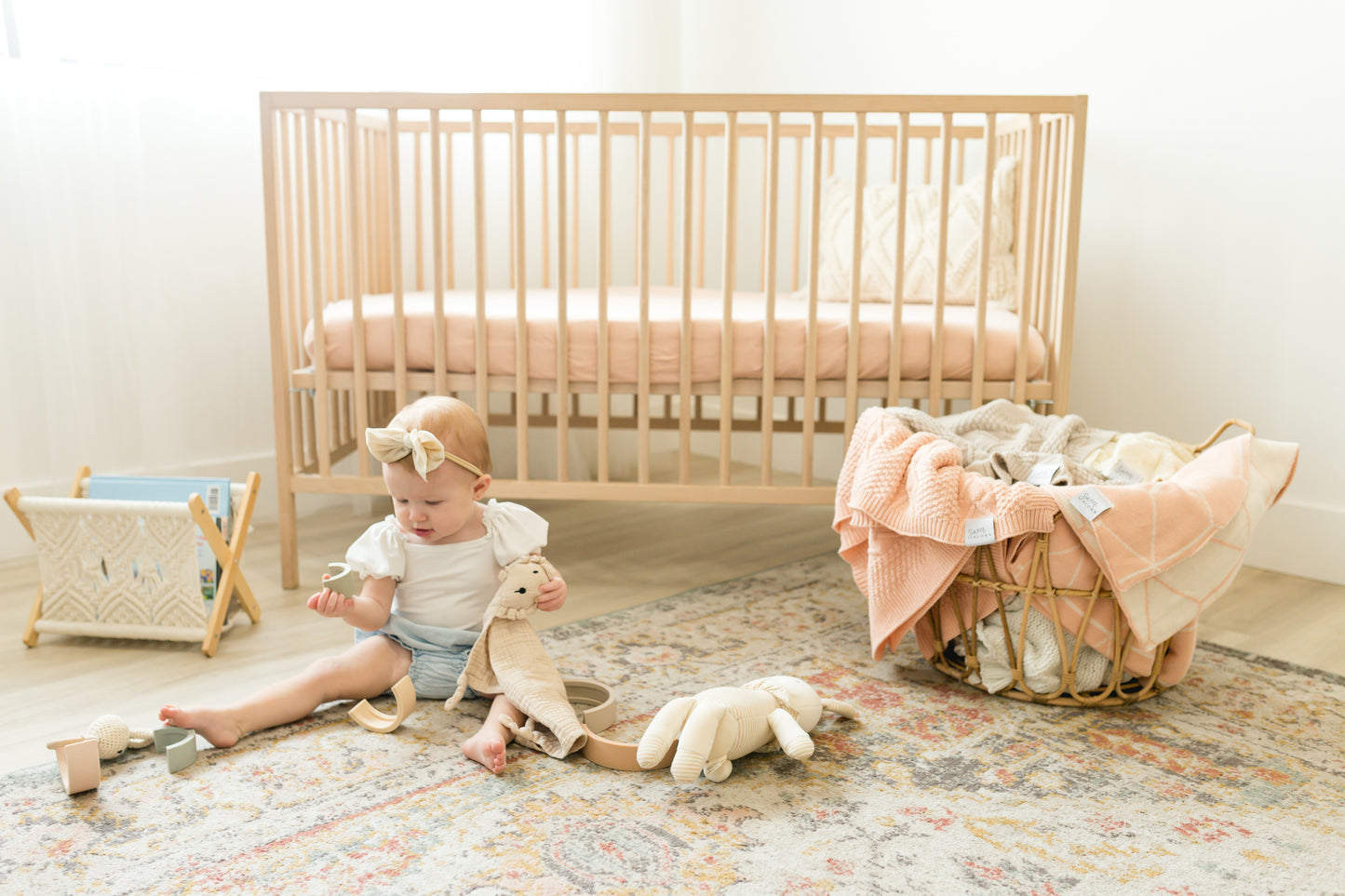 Dahlia Pink Crib Sheet